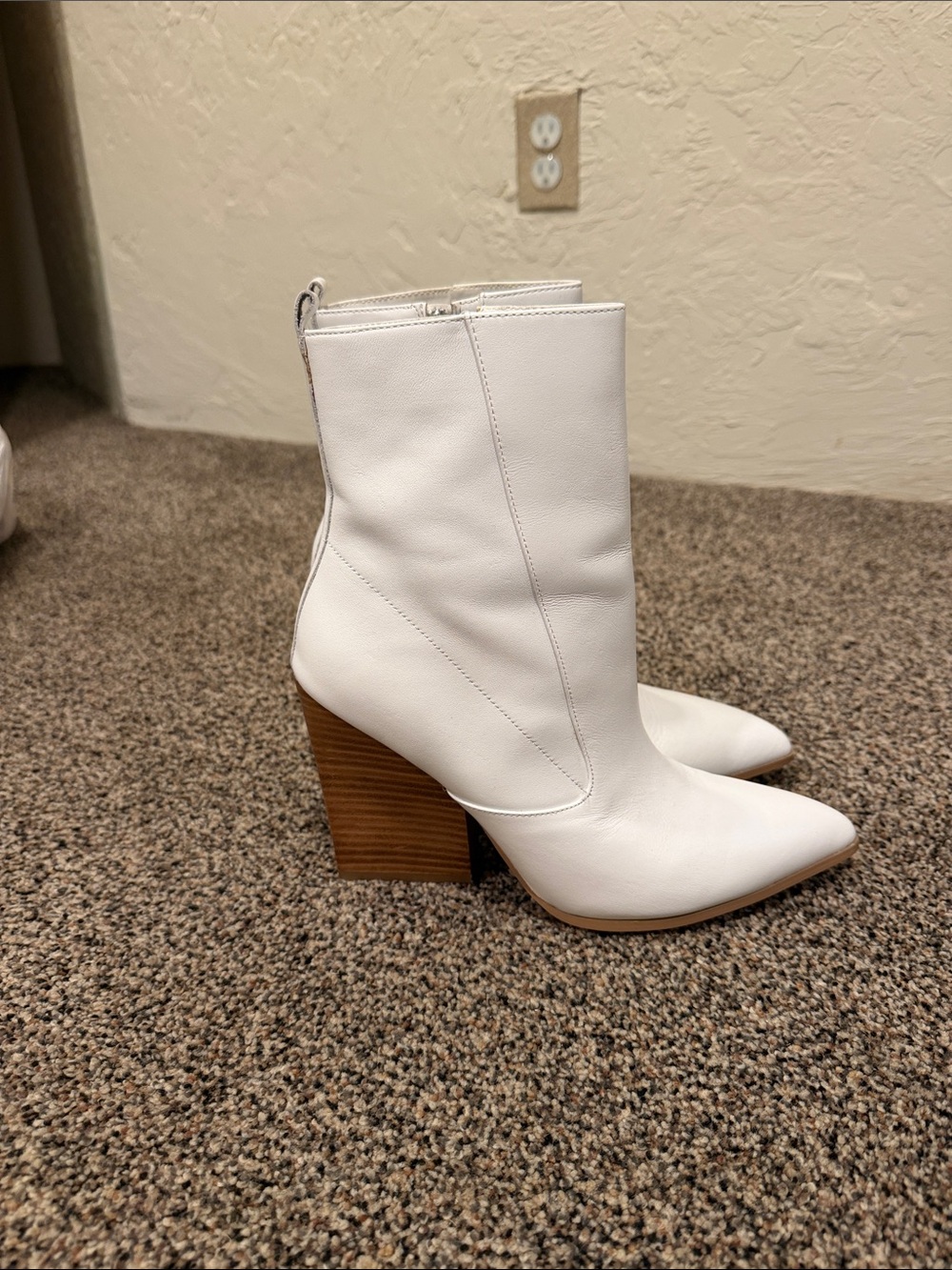 Pointed Toe White Leather Ankle Boot with Stacked Block Heel